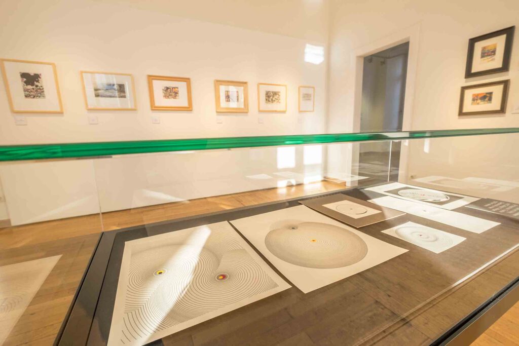 Foto der Ausstellung 'Gerhard Uhlig, Form und Gestalt,' im Stadtmuseum Warendorf, Februar 2026. ©